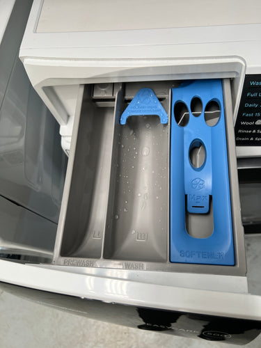 Transportation damaged Westinghouse 9kg/5kg Combo Front Load Washer and Dryer WWW9024M5WA - Second Hand Appliances Geebung